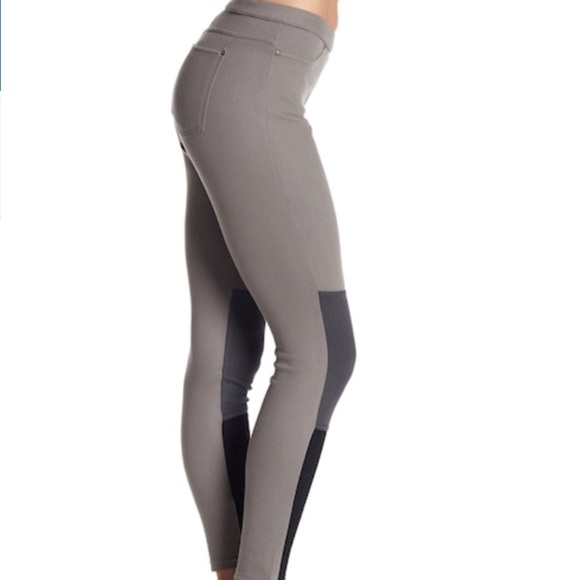 HUE Pants - Hue Grey Colorblock Jeggings